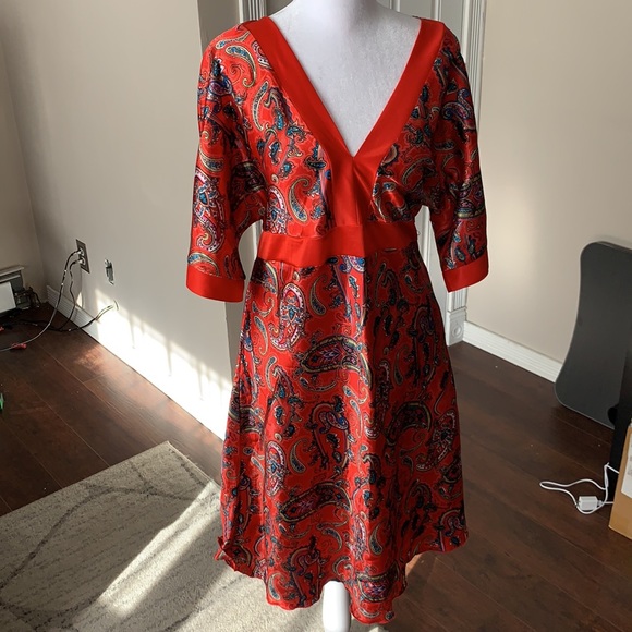 Multicolored Kimono styled dress. - Picture 10 of 11